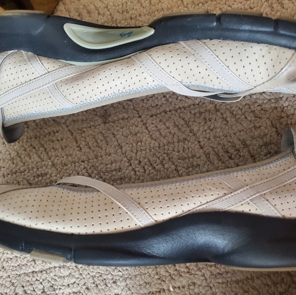 Worn Once Slip on Balet Comfort Walking Clark's size 10 - Picture 10 of 11